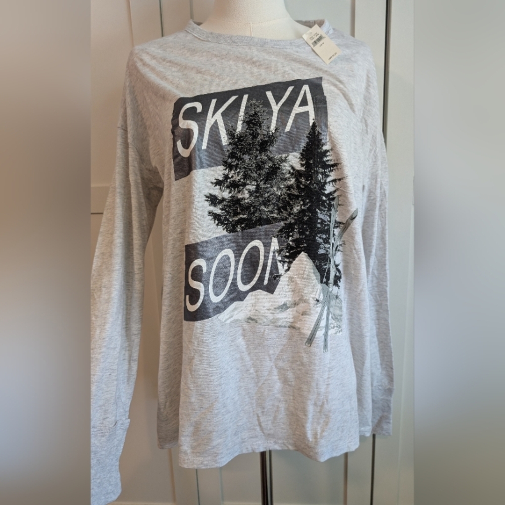 NWT Offline By Aerie Long sleeve Graphic T-shirt Ski Ya Soon Gray Size M Medium